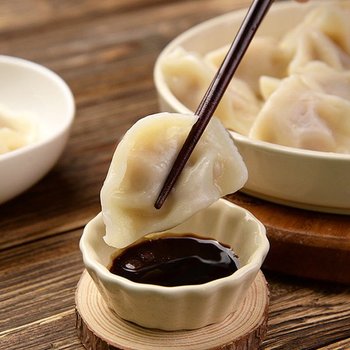 푸드맛남 풍부한육즙 돼지고기 대파 셀러리 400g 500g 물만두 완탕 중국식만두