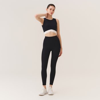 [신세계백화점][위뜨] [25FW] 티챠골지 슬림라인 백포켓 9부레깅스 HTWLE5K03T