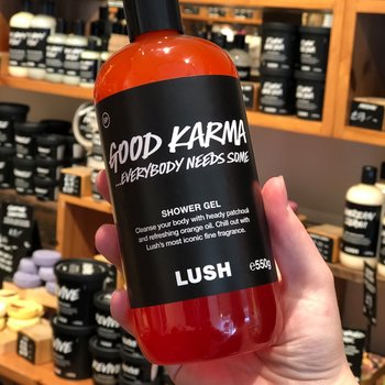 [영국무료배송] 러쉬 굿 카마 에브리바디 니즈 썸 샤워젤 550g LUSH