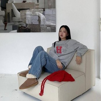 고품질 프린팅 온나핏 반팔티 크롭티 맨투맨 하라오 스 크롭맨투맨 (WFK7OPE)