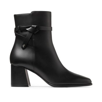 26 SS 지미추 Lawton 65 로톤 스트랩 로고 디테일 레더 앵클 부츠 블랙