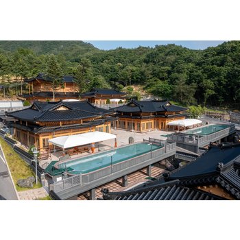 [상주시] 청화산한옥풀빌라