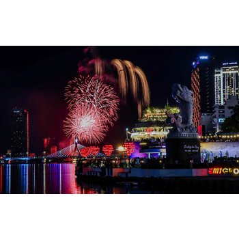 [2030전용][다낭불꽃축제 명당직관&루프탑디너] 다낭 5일 코트야드 메리어트 패들보드 일출투어 맛집탐방 목식당 감성카페 밍글링타임 호이안야경 1일자유일정 전신마사지 2시간
