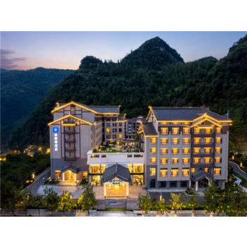 [땡처리전용] 장사 장가계/원가계 4박5일 [힐튼or윈덤/보봉호+황룡동굴VIP/발마사지/72기루] CJI501KE75