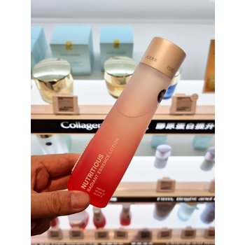 [해외] 에스티 로더 뉴트리셔스 래디언트 에센스 로션 200ml