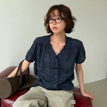 Check frill V-neck blouse [TISU07BL07]_Navy
