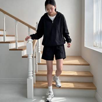 여자 아노락 타슬란 등산복 운동복 조깅복 캠핑룩 산책복