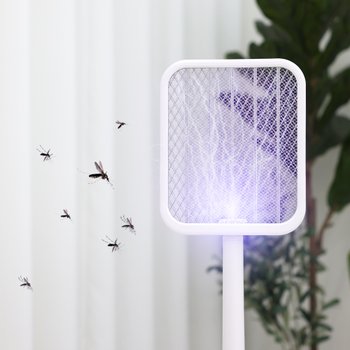 레이나 휴대용 접이식 전기모기채 파리채 RBK-8282 / 3중그물망 유인램프 전격살충기