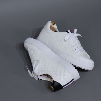 7cm 펀칭 클래식 미니멀 스니커즈