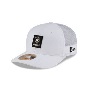 [해외] NFL 모자 [라스베이거스 레이더스] 2025 Sideline Hot Weather White 9SEVENTY Trucker H