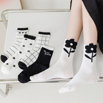 다나아 플라워 심플 블랙 패턴 발목 양말
