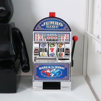 슬롯머신 저금통