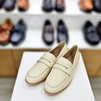 세미 심플 페니 로퍼 여성 3CM굽 아이보리 X24017 LEE76209