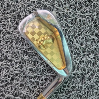 혼마 켄탁 호루스1 포지드 카본아이언 골드 IA3789436