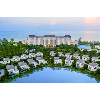 [반나절관광] 푸꾸옥 쉐라톤롱비치 리조트 5일 (디럭스룸/구.빈펄리조트앤골프/빈원더스할인/노쇼핑/마사지1회) BVP9017C5L