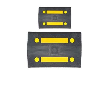 이동과 설치가 간편한 과속방지턱 전선보호덮개 X 2개 작업장