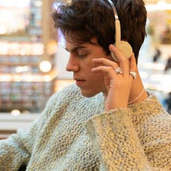 [신세계백화점]몬도 프리스타일 그레이지 온이어 레트로 헤드폰 페더엘리아스