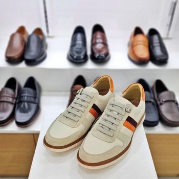 데일리 경량 소가죽 남성 스니커즈 4CM굽 베이지 324010 LEE75928