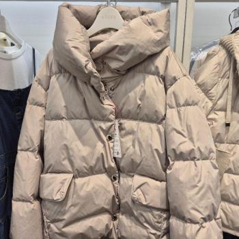 클리지 HC42 구스 스냅장식 후드점퍼 구스ㅊ스냅장식 후드점퍼 CP8WDW01 (S45728285)